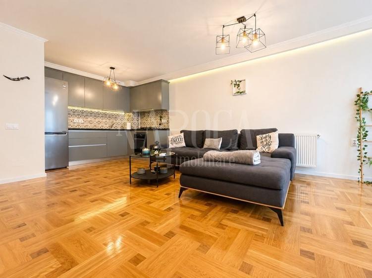 Apartament cu 2 camere semidecomandat în Bună Ziua