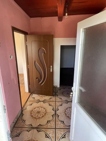 Casă cu 3 camere în Dărmănești