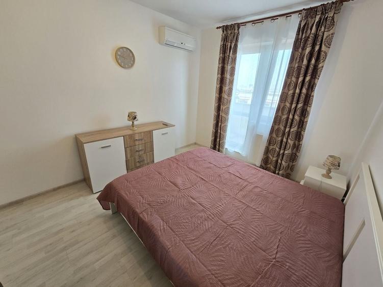 Apartament cu 2 camere decomandat în Parcul Carol