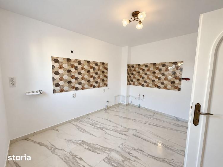 Casă cu 4 camere cu Teren 223 Mp în Radu Negru
