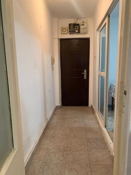 Apartament cu 2 camere semidecomandat în Inel I