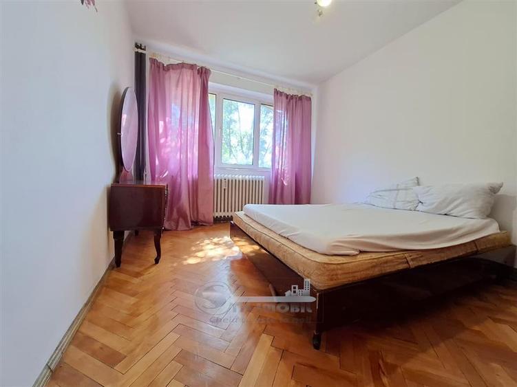 Apartament cu 2 camere decomandat, mobilat în Podu Roș