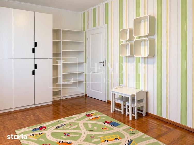 Apartament cu 4 camere, mobilat în Tei