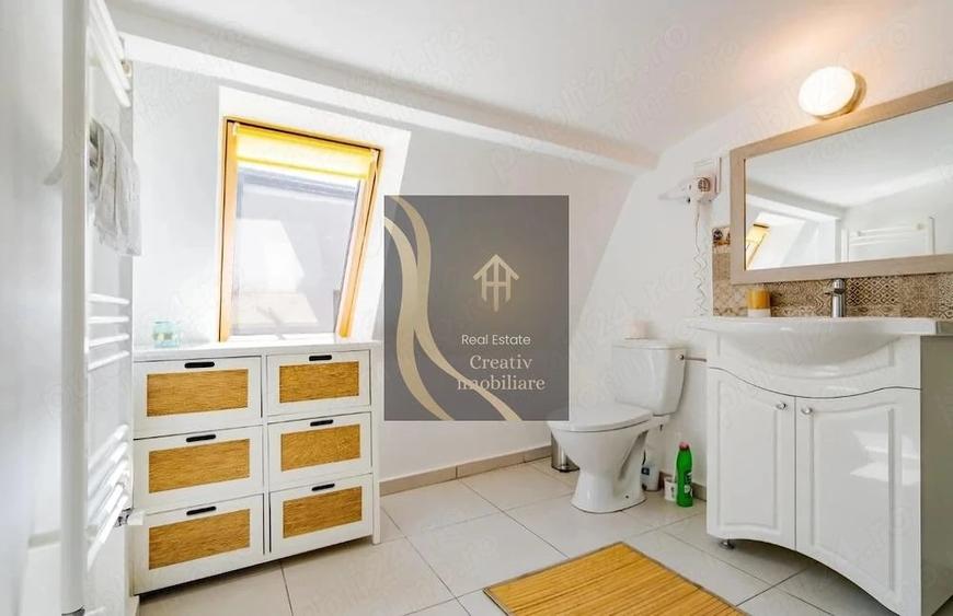 Apartament cu 4 camere semidecomandat în Unirii
