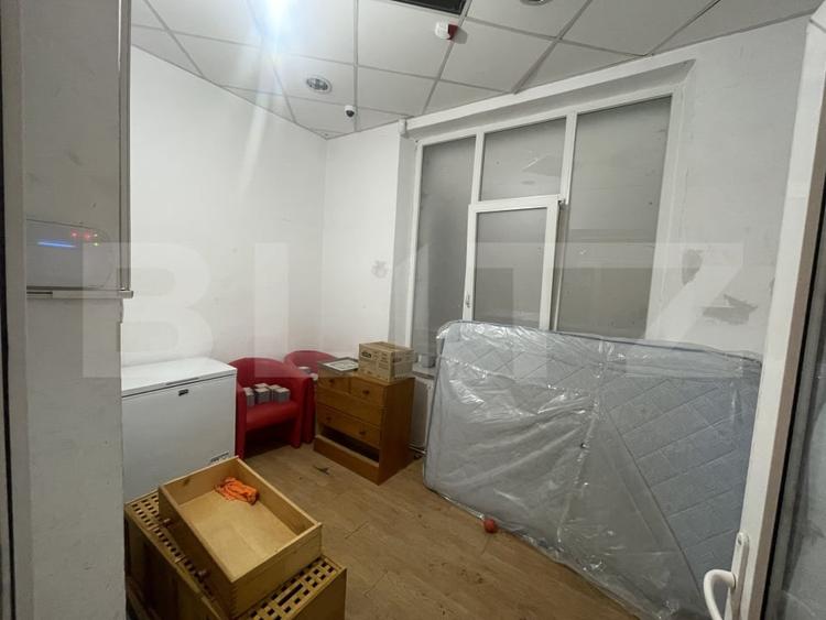 Birou, de 12 mp, în Ultracentral