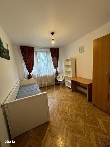 Apartament cu 3 camere decomandat în Central