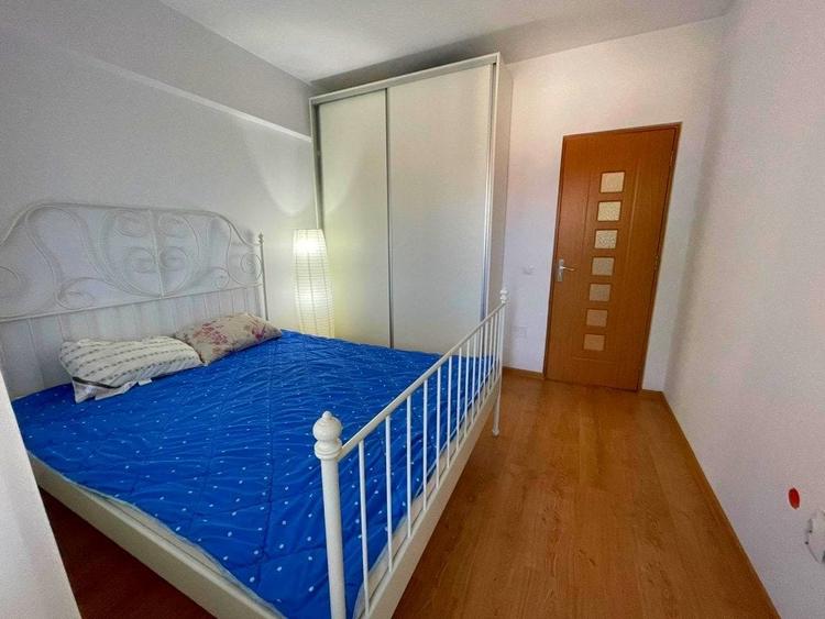 Apartament cu 2 camere semidecomandat, mobilat în Tătărași