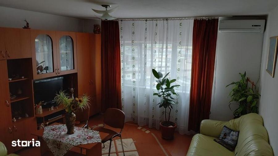 Apartament 3 camere zona Materna - 1
