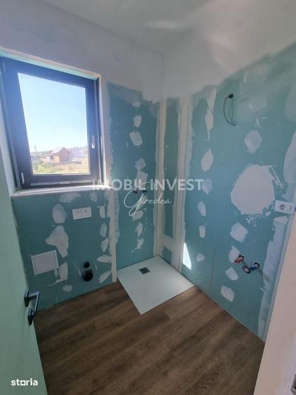 Casă cu 3 camere în Micești