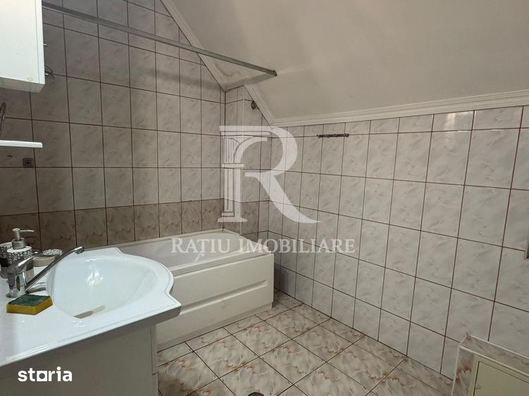 Spațiu comercial, de 28 mp, în Central