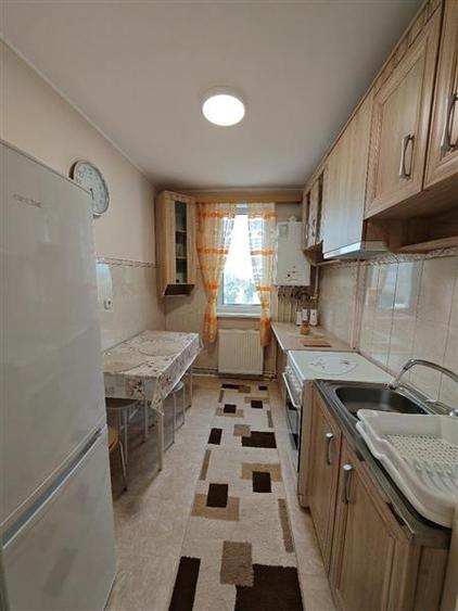 Apartament cu 2 camere semidecomandat, mobilat în Astra