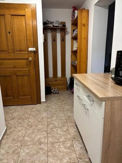Apartament cu 2 camere semidecomandat în Medicină