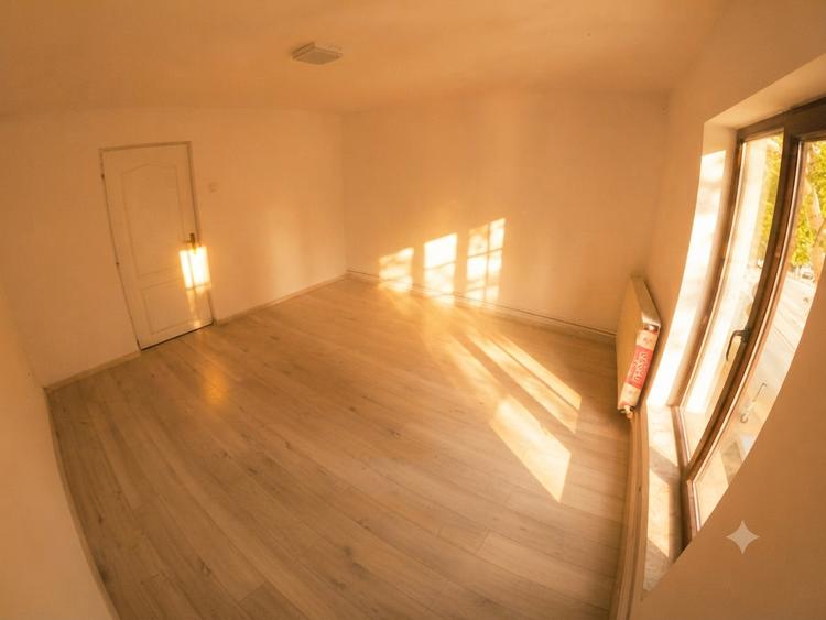 Apartament cu 4 camere decomandat în Alba Iulia