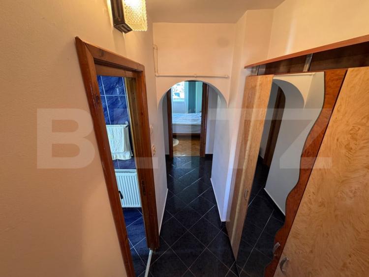 Apartament cu 3 camere decomandat în Micro 11