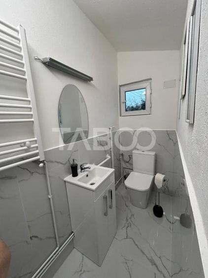Casă individuală cu 7 camere cu Canalizare în Șura Mare