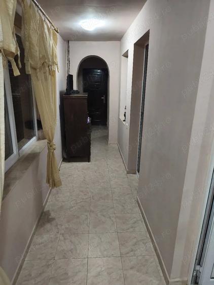 Casă cu 3 camere cu Teren 1270 Mp în Cezieni