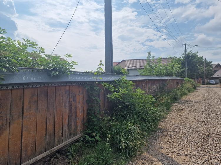 Teren Construcții intravilan de 800 mp, în Nord-Vest
