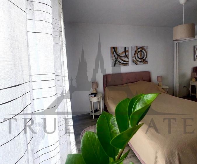 Duplex cu 4 camere cu Canalizare în Sânpetru