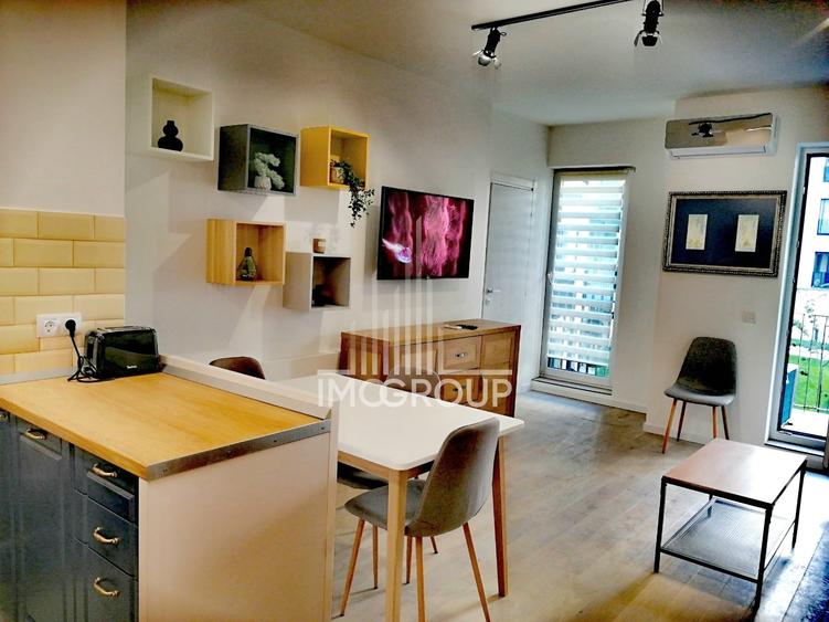 Apartament cu 2 camere semidecomandat, mobilat în Semicentral