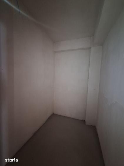 Apartament semifinisat cu CF, balcon, zona Terra - 8