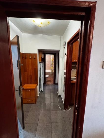 Apartament cu 2 camere decomandat, mobilat în Drumul Taberei