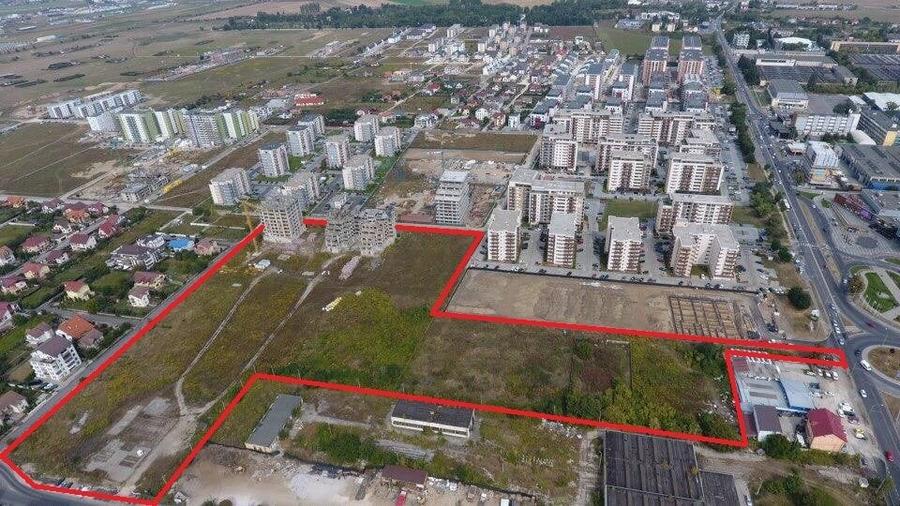 Teren Construcții intravilan de 53850 mp, în 13 Decembrie