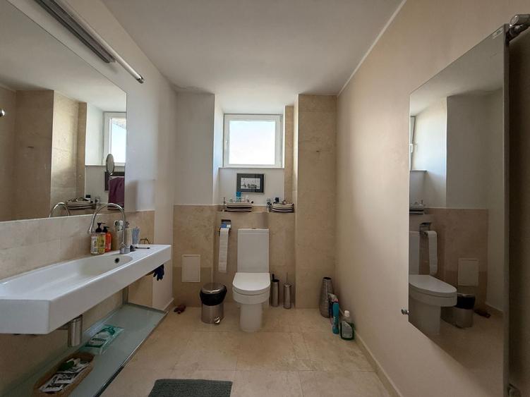 Apartament cu 3 camere decomandat, mobilat în Nord
