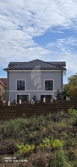 Casă cu 4 camere cu Canalizare în Gheorgheni