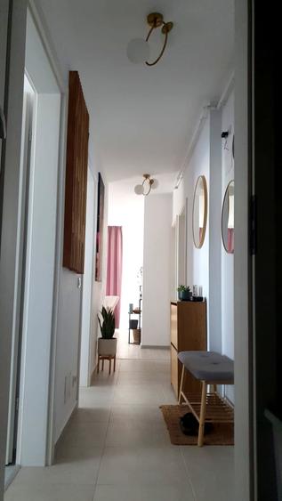 Apartament cu 3 camere decomandat, mobilat în Theodor Pallady