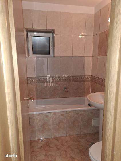 Apartament cu 4 camere în Centrul Civic
