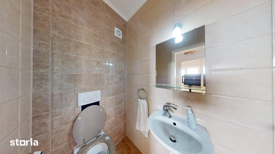 Apartament cu 3 camere decomandat în Vasile Aaron