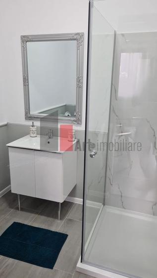 Casă cu 7 camere în Central