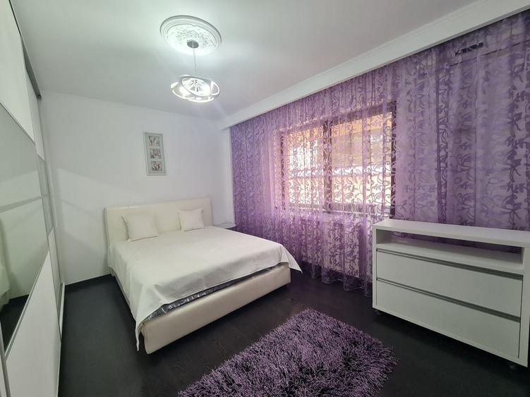 Apartament cu 4 camere decomandat în Herăstrău
