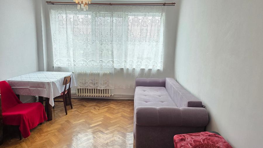 Apartament cu 2 camere decomandat în Gojdu