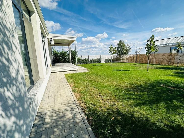 Casă individuală cu 4 camere cu Teren 500 Mp în Corbeanca