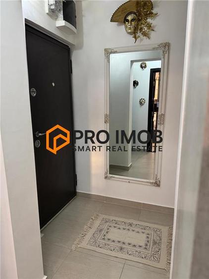 Apartament cu 2 camere decomandat, mobilat în Micro 5