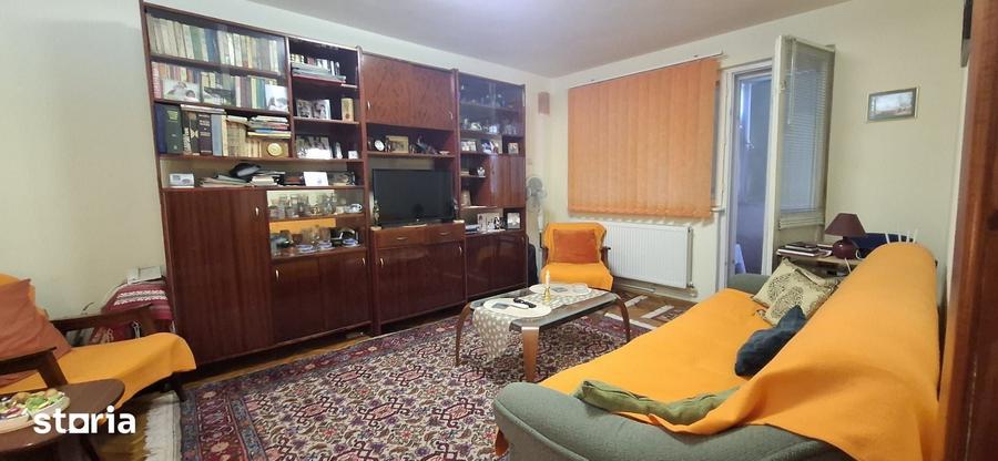 Apartament cu 3 camere în Tomis Nord