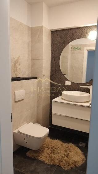 Apartament cu 2 camere decomandat, mobilat în Băneasa