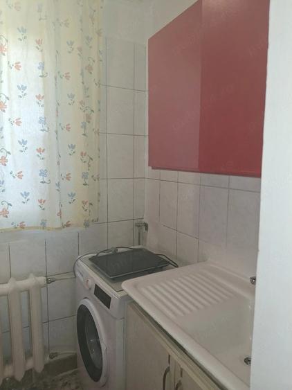 Garsonieră decomandată în Viilor