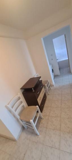 Apartament cu 3 camere decomandat în Orizont