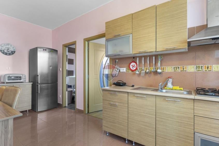 Apartament cu 2 camere semidecomandat, mobilat în UTA — fotografia 2