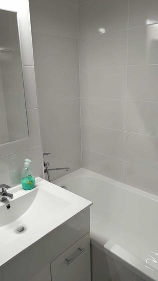 Apartament cu 2 camere decomandat în Centrul Civic