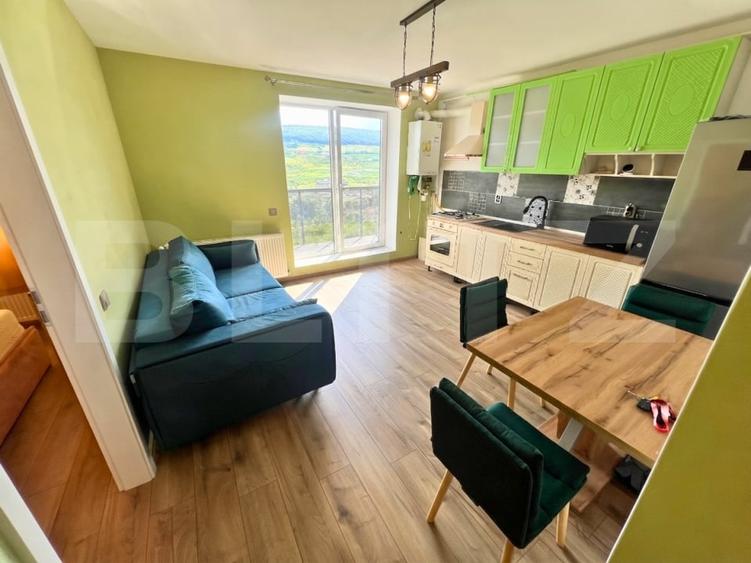 Apartament cu 2 camere semidecomandat, mobilat în Chinteni