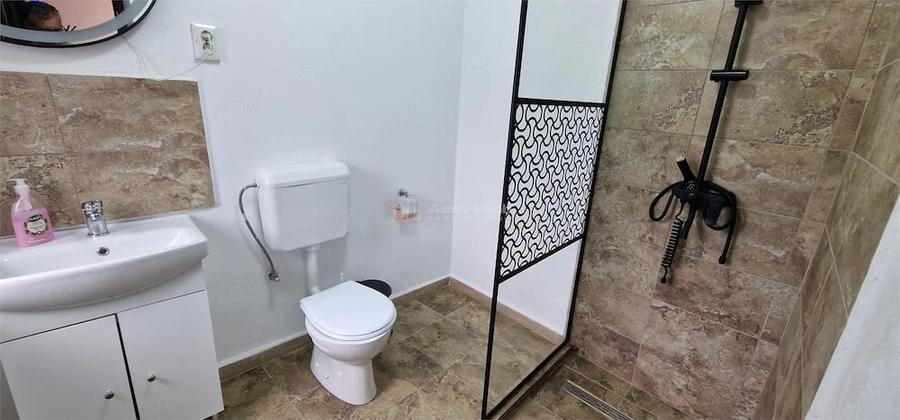 Casă cu Teren 878 Mp în Văliug