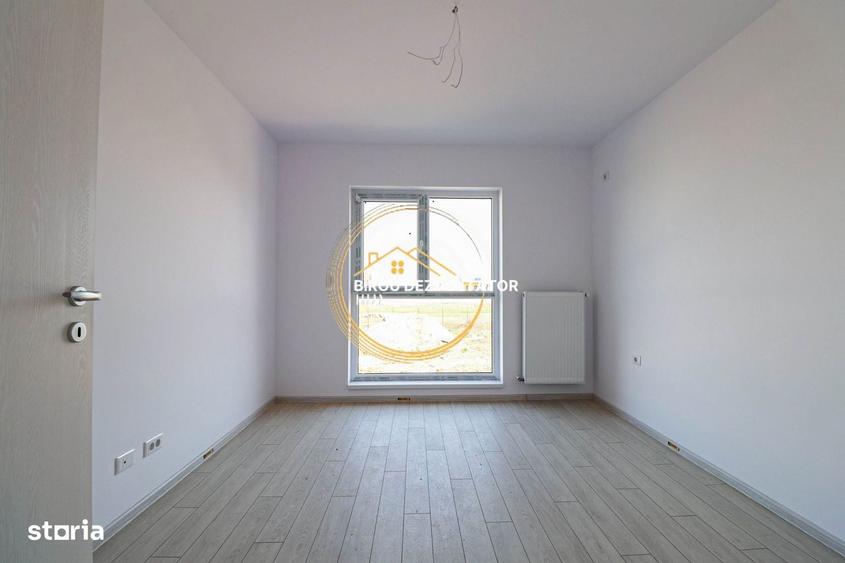 Apartament cu 2 camere decomandat în Titan