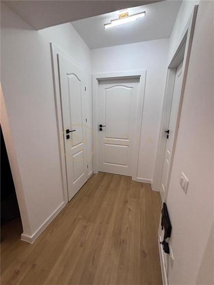 Apartament cu 4 camere decomandat, mobilat în Lujerului