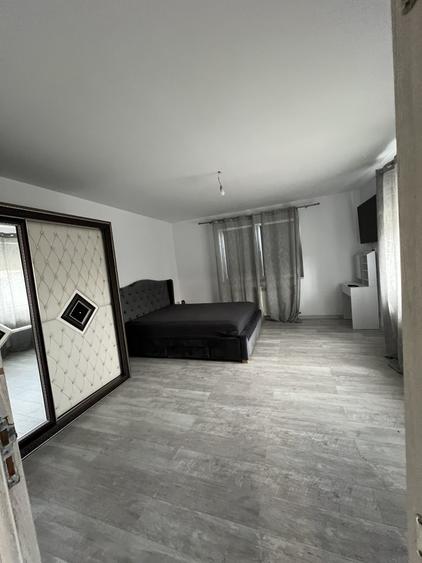 Casă individuală cu 3 camere cu Canalizare în Florești