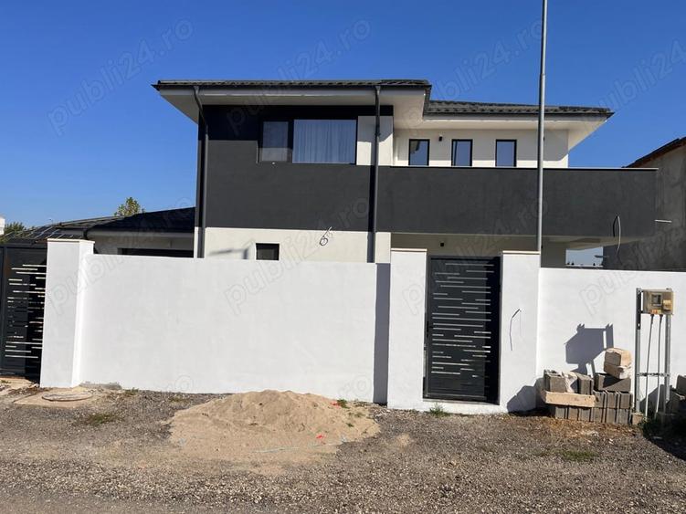 Casă cu 5 camere cu Teren 510 Mp în Central