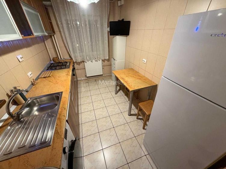 Inchiriere apartament doua camere decomandat Dristor (centrala proprie si loc de parcare platit)