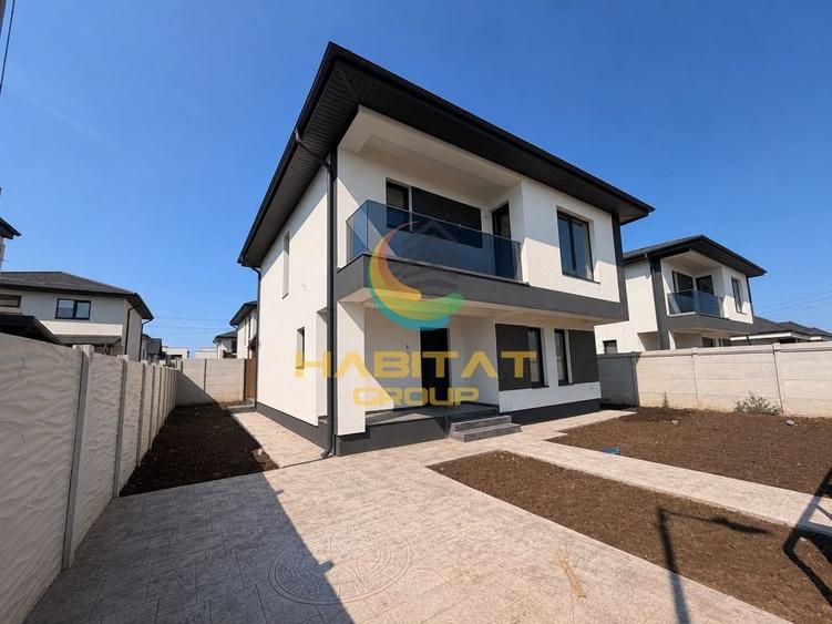 Casă individuală cu 5 camere cu Canalizare în Berceni